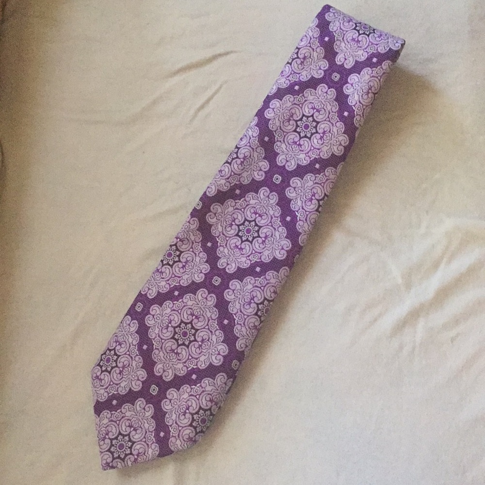 Vintage Purple brocade men’s neck tie